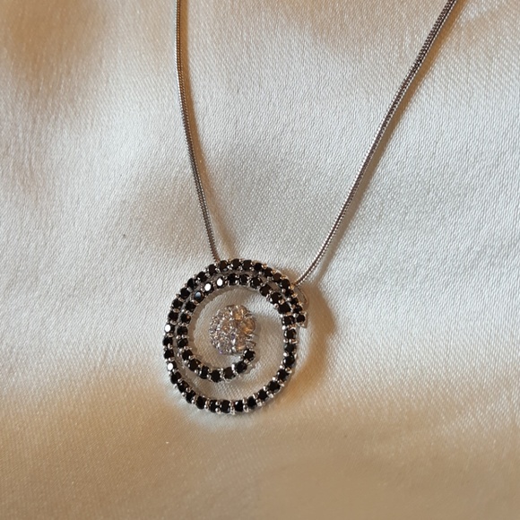 Jewelry - Lia sophia Austrian Crystal Necklace